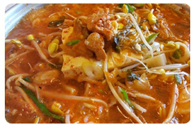 돈육김치찌개 (200명 이상)